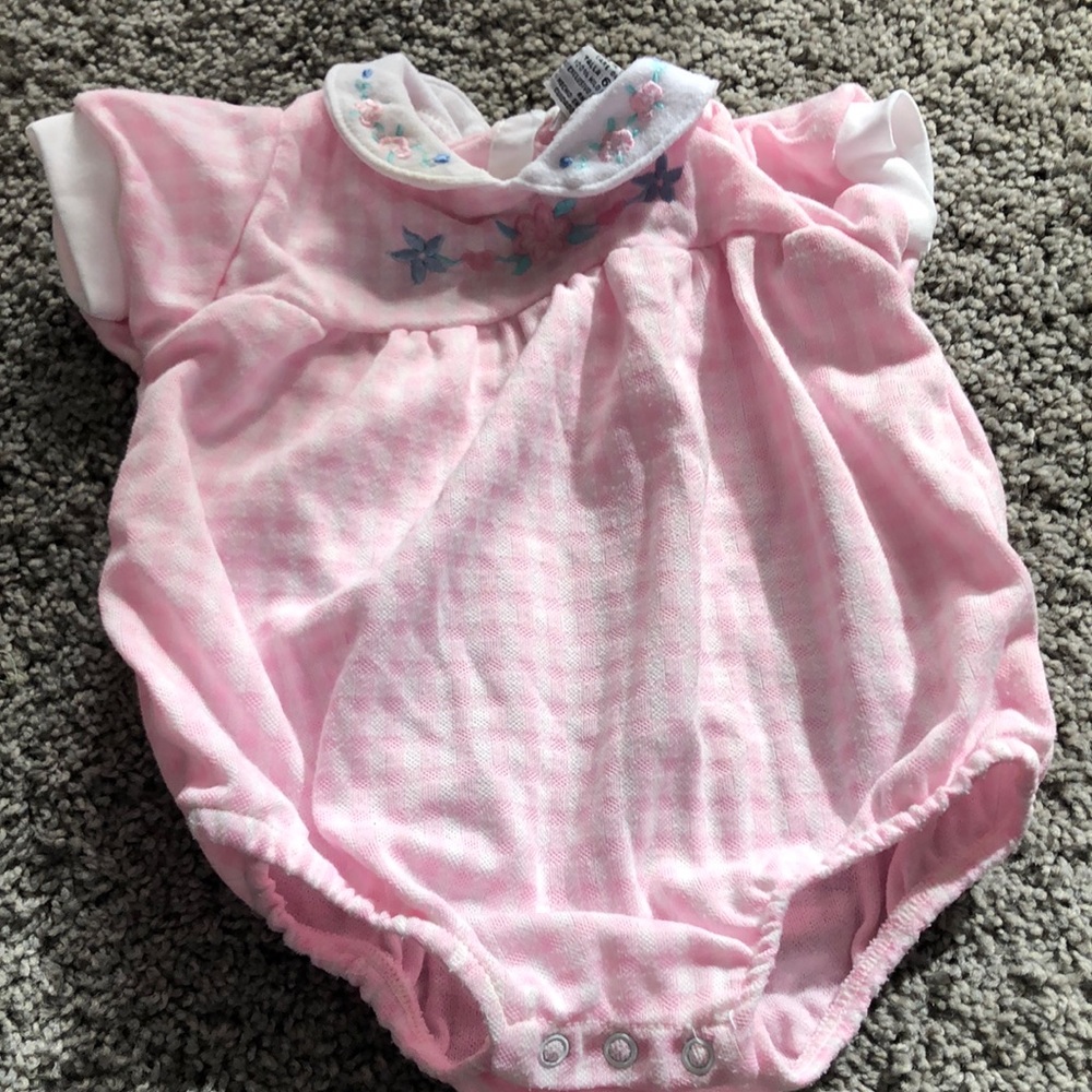 7/$25🌟🌟 Vintage one piece